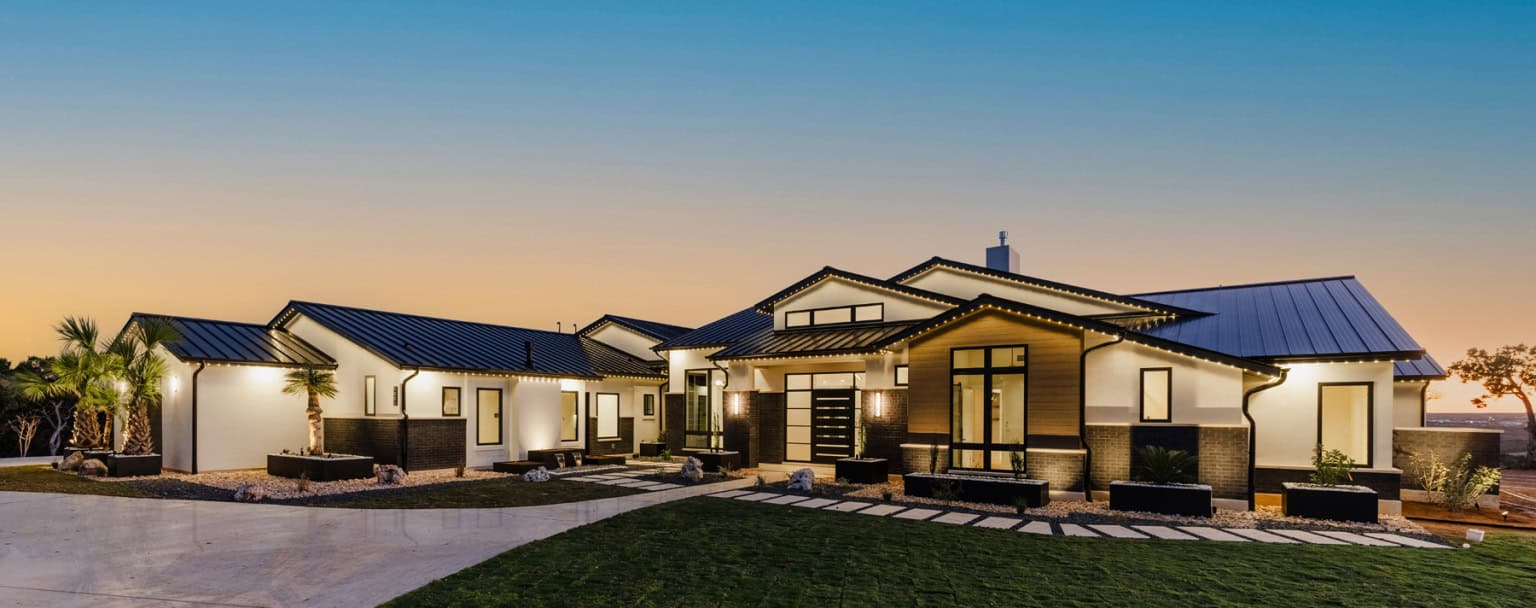 Featured Projects by Grand Endeavor Homes